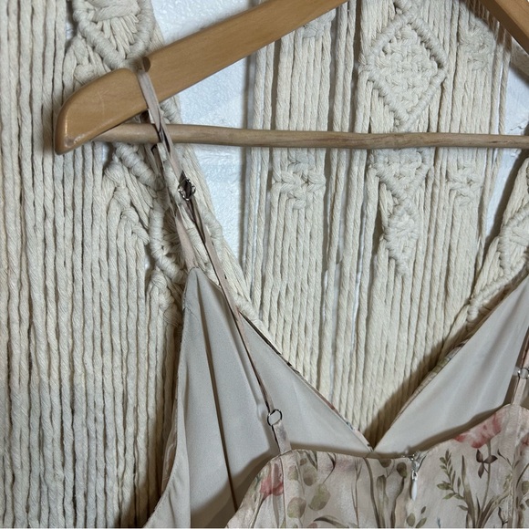 Storia Cream Ruffled Fairy-core Tiered Floral Maxi Dress Women’s size Large - Picture 12 of 16